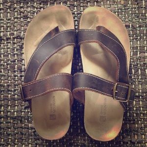 White Mountain Brown Leather Sandals (SZ: 8)